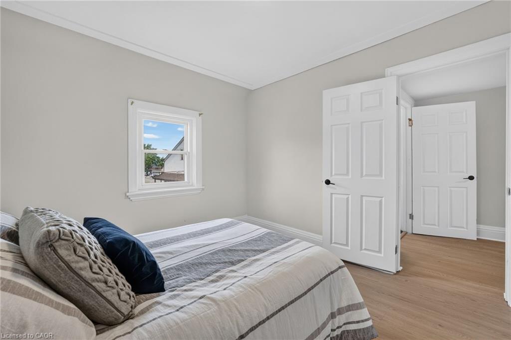 39 Beechwood Avenue
