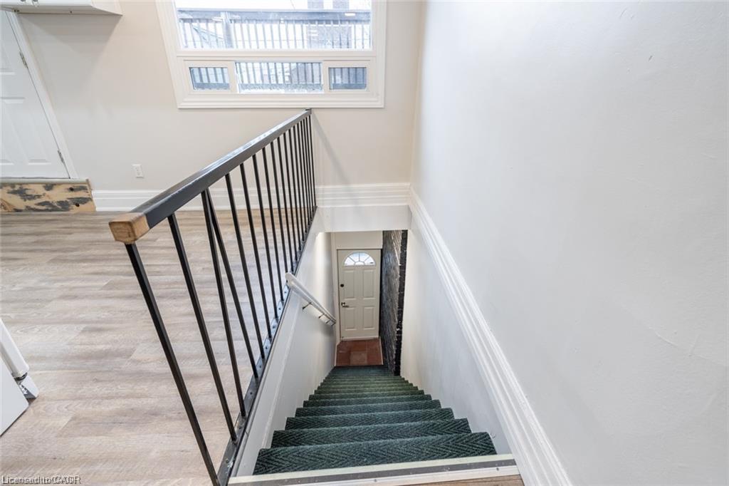 188 Sherman Avenue N Unit: Upper