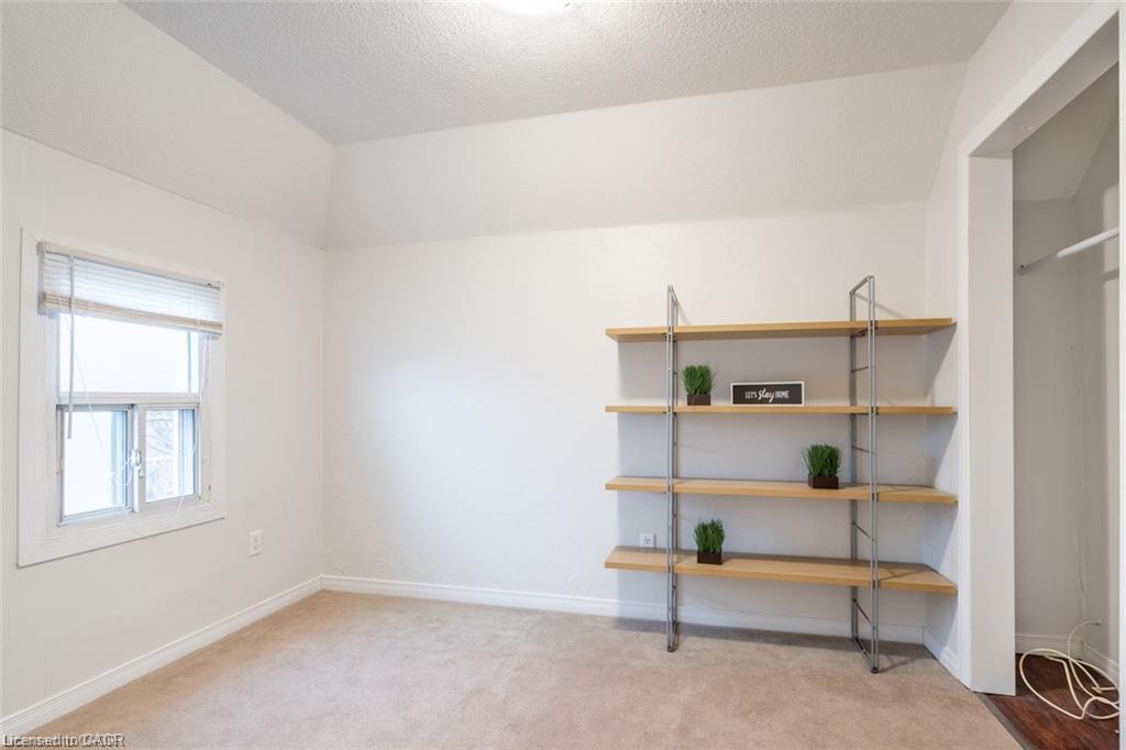 188 Sherman Avenue N Unit: Upper