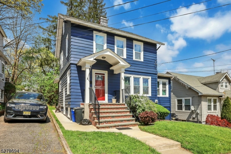 25 Wellington Ave