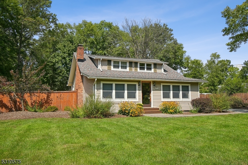 1328 Valley Rd