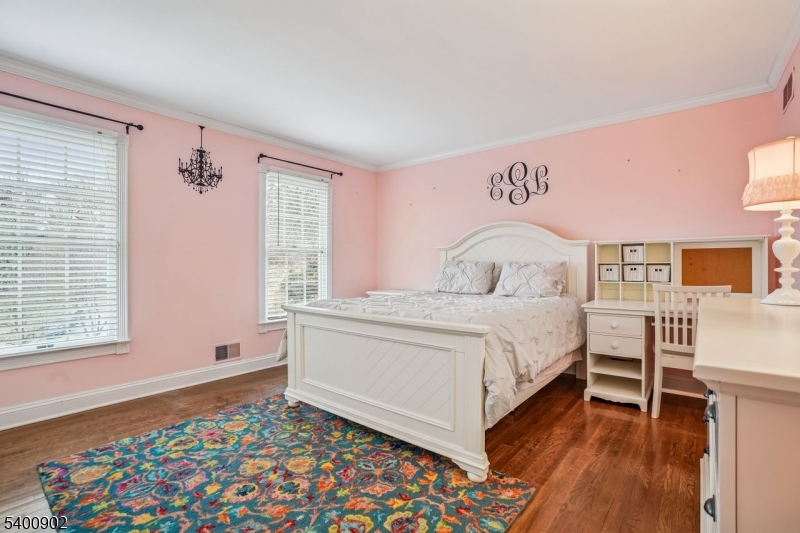 3 Spring House Rd