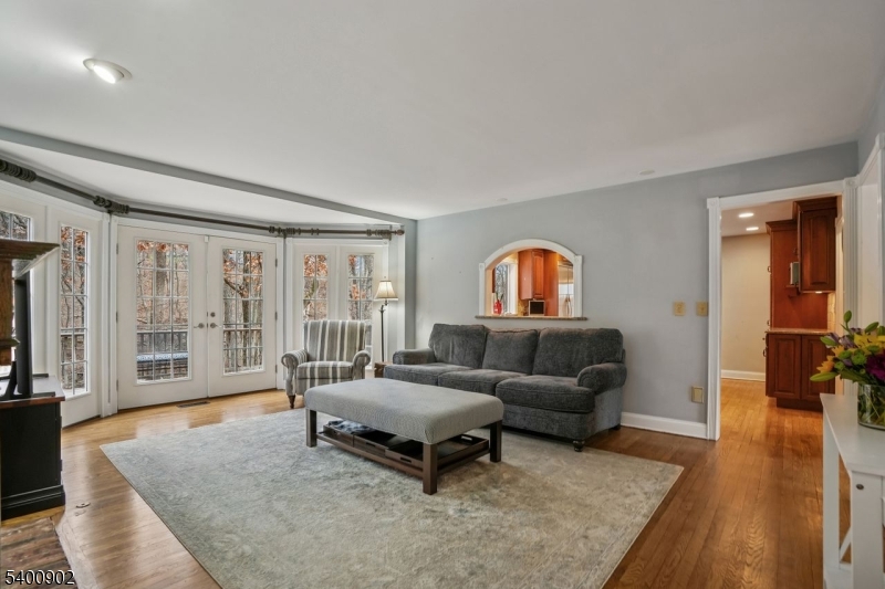 3 Spring House Rd