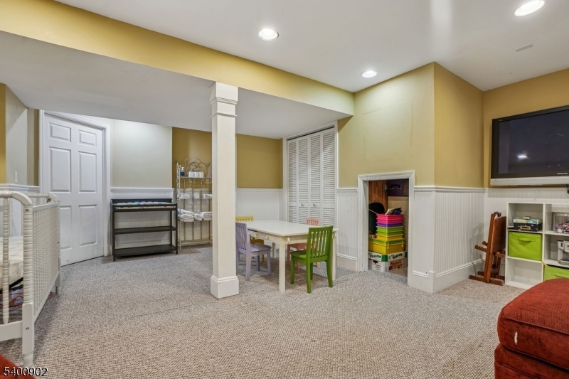 3 Spring House Rd