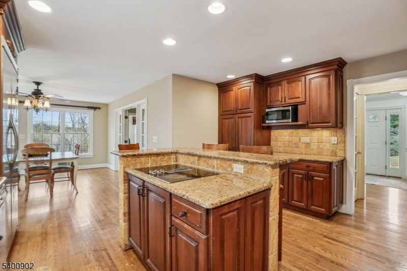 3 Spring House Rd