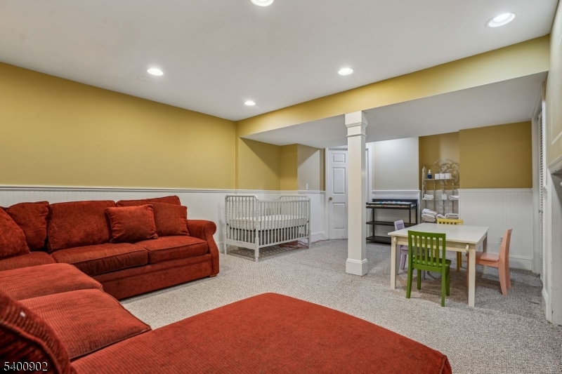 3 Spring House Rd