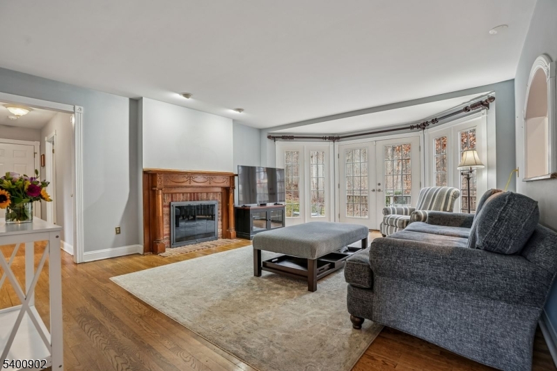 3 Spring House Rd
