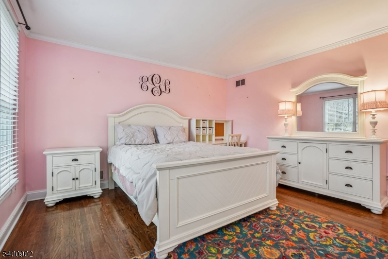 3 Spring House Rd