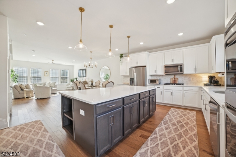 5 Marigold Ct