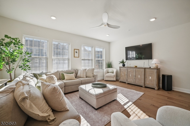 5 Marigold Ct