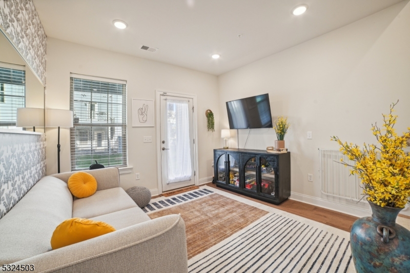 5 Marigold Ct