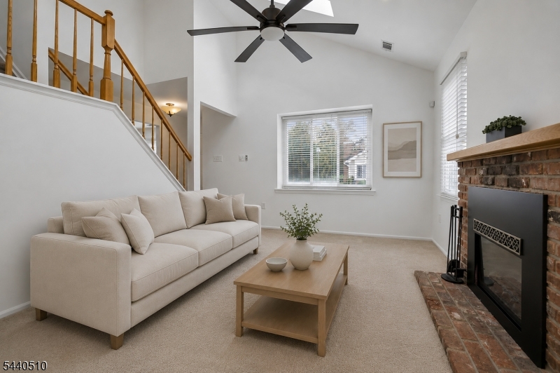 91 Cherrywood Dr