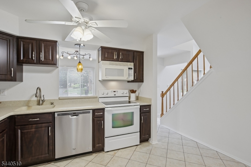 91 Cherrywood Dr