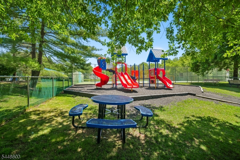 341 Penns Way
