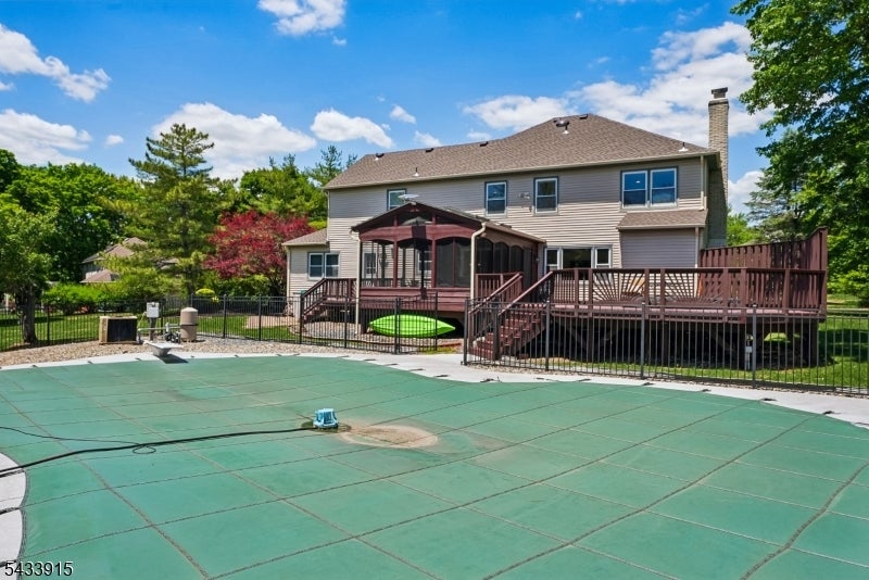 45 Adams Dr