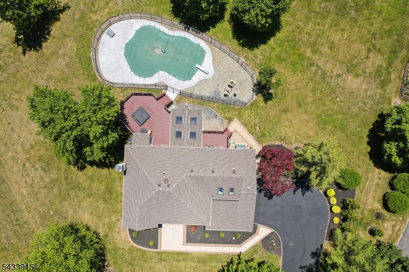45 Adams Dr