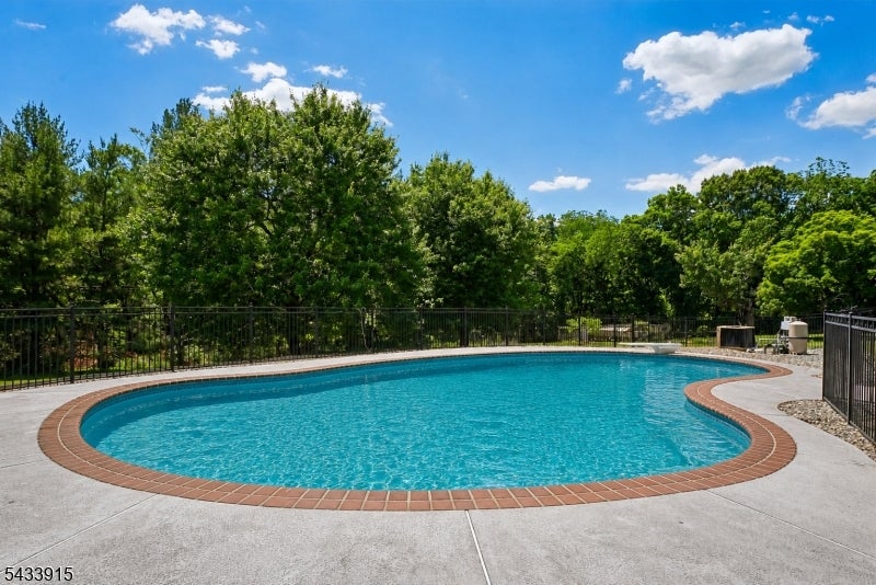 45 Adams Dr