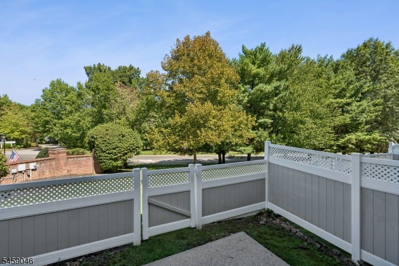 66 Patriot Hill Dr