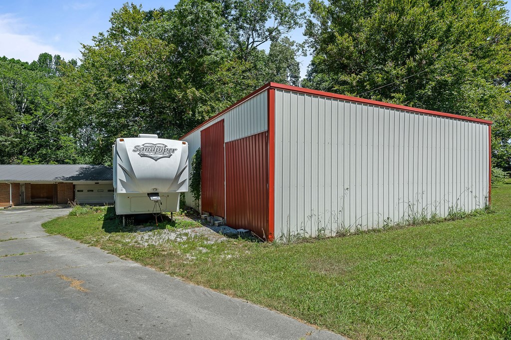 1737 Cummins Mill Rd