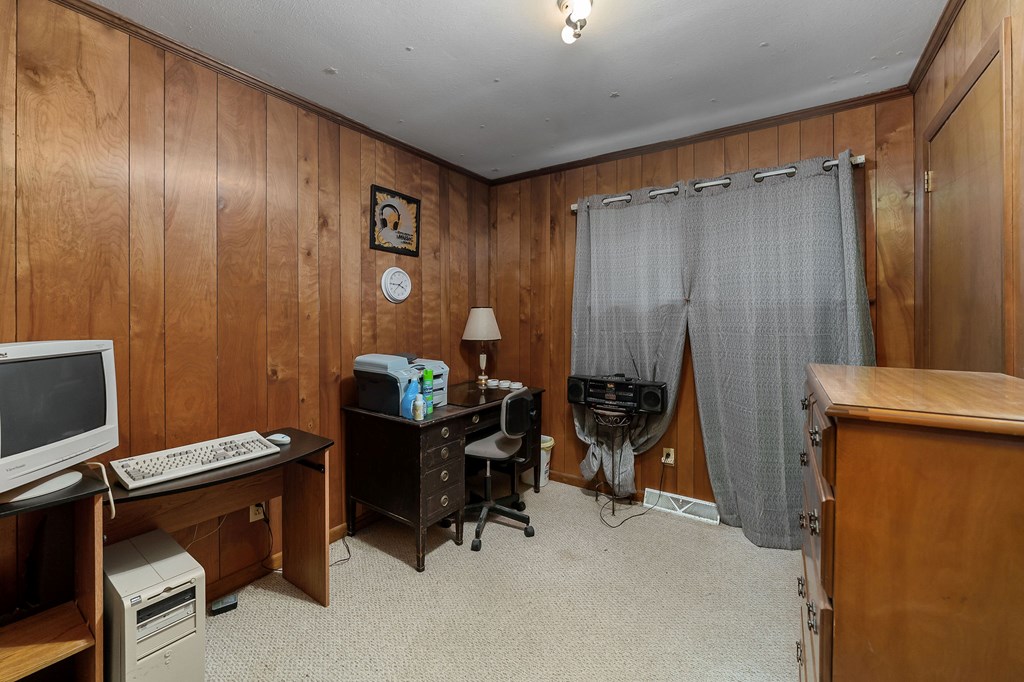 1737 Cummins Mill Rd