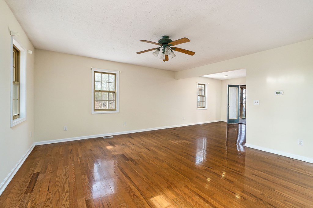 628 Mayfield Brown Rd