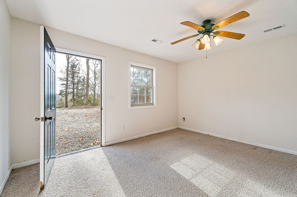 628 Mayfield Brown Rd
