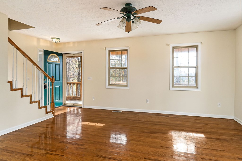 628 Mayfield Brown Rd