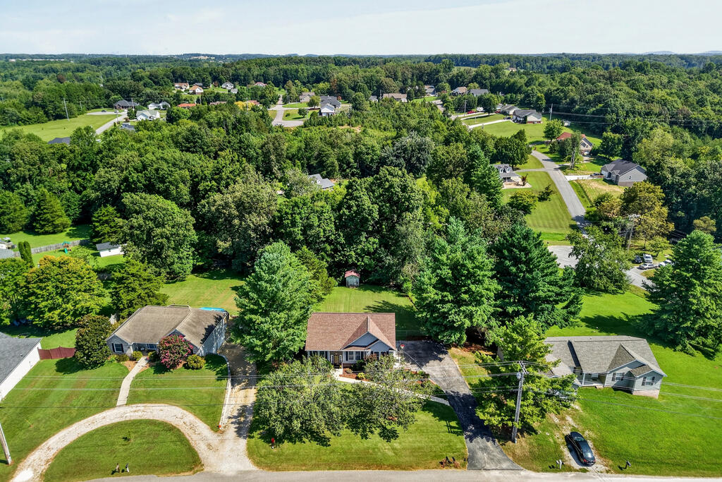 3405 Riveroaks Dr