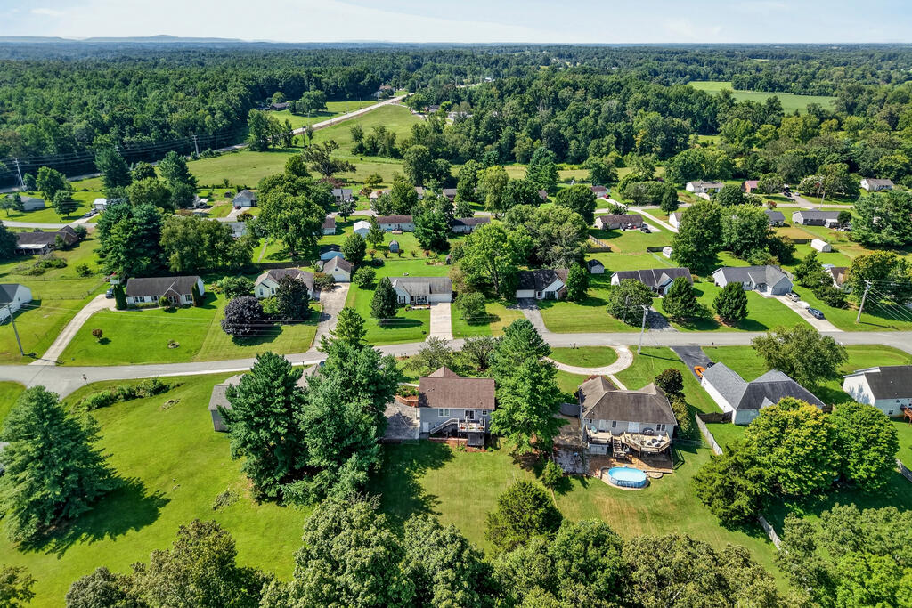 3405 Riveroaks Dr