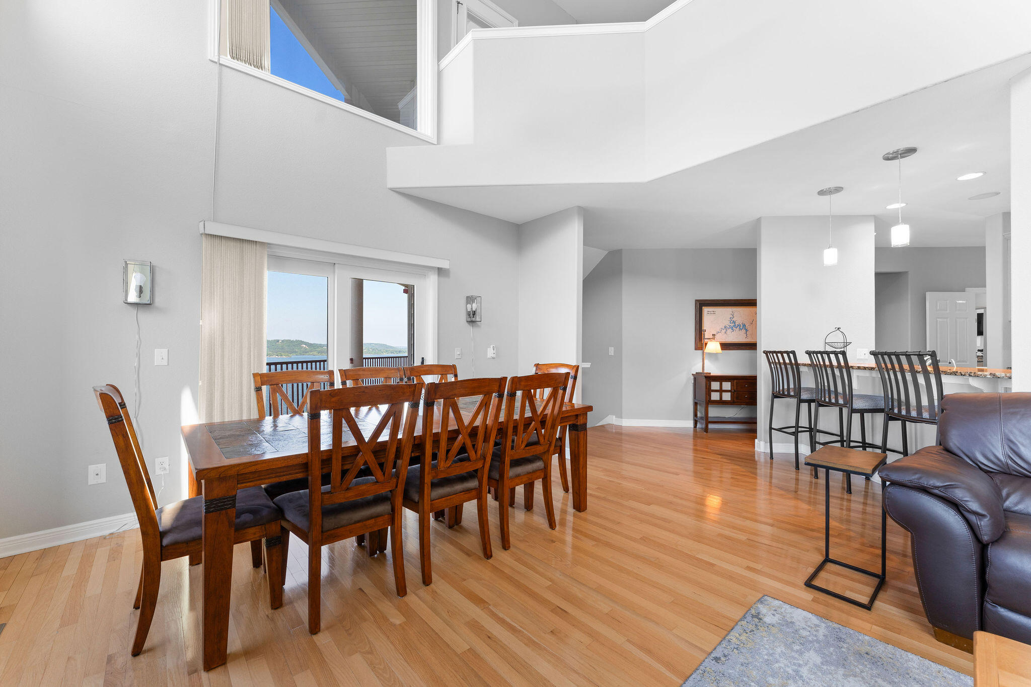 200 Villa Drive, 6-1