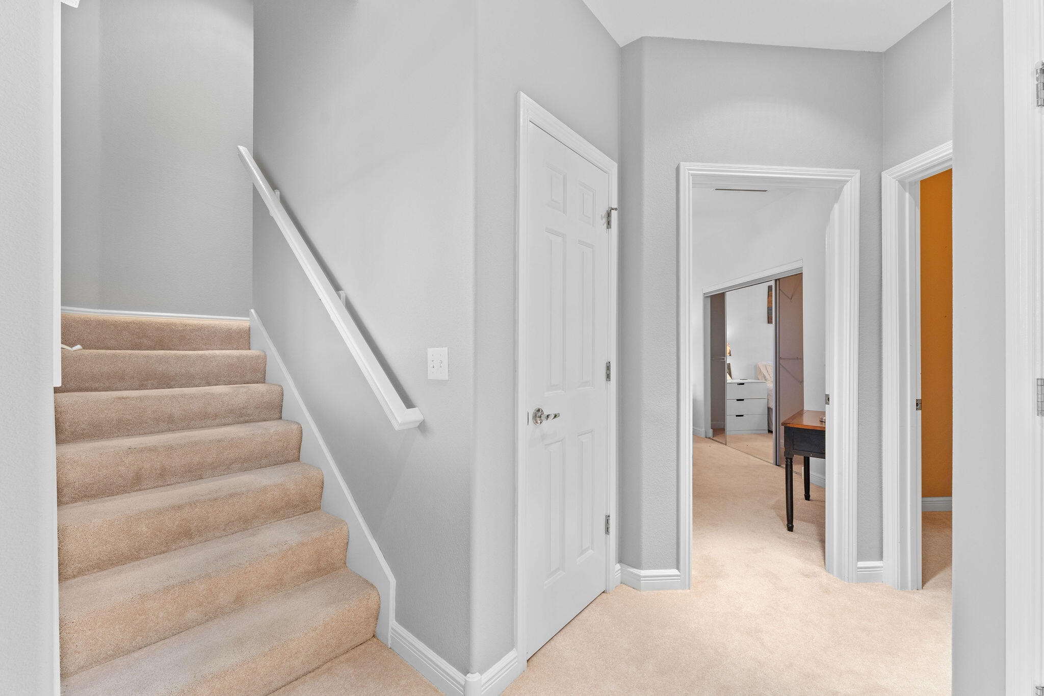 200 Villa Drive, 6-1