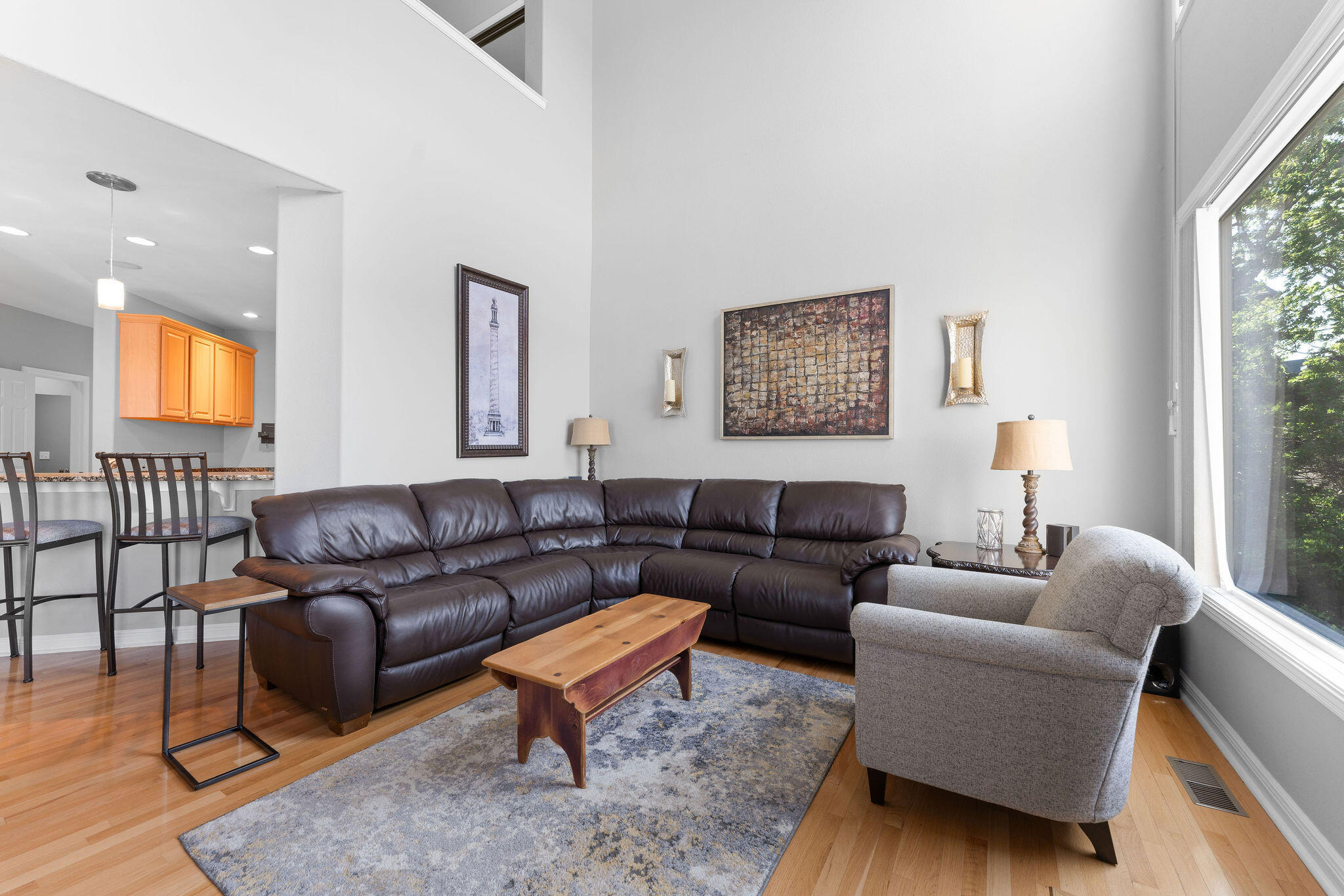 200 Villa Drive, 6-1