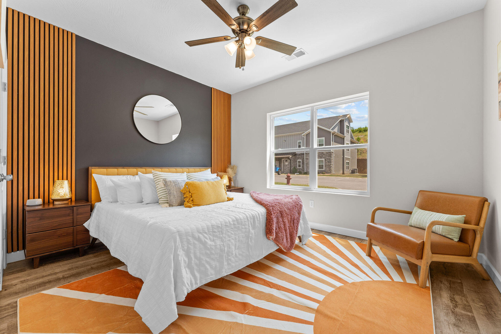 3009 N Vineyards Terrace Unit: 1