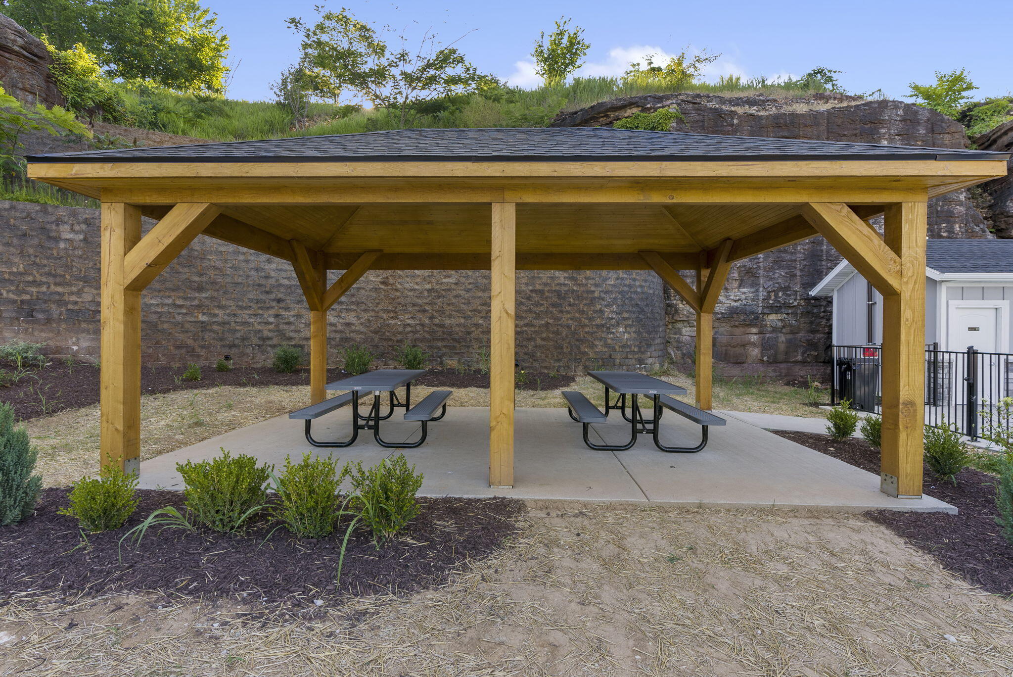 3009 N Vineyards Terrace Unit: 1