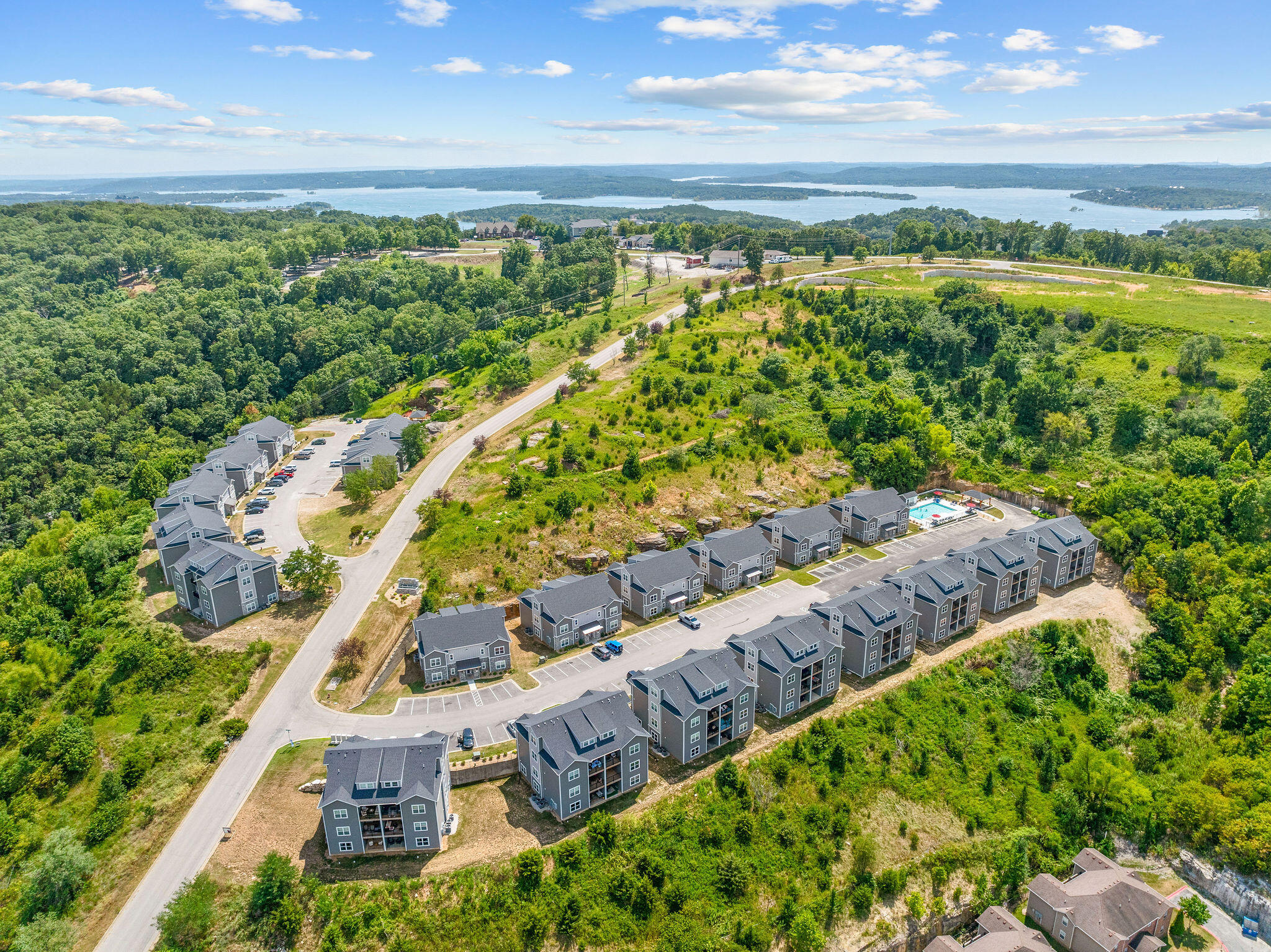 3009 N Vineyards Terrace Unit: 1