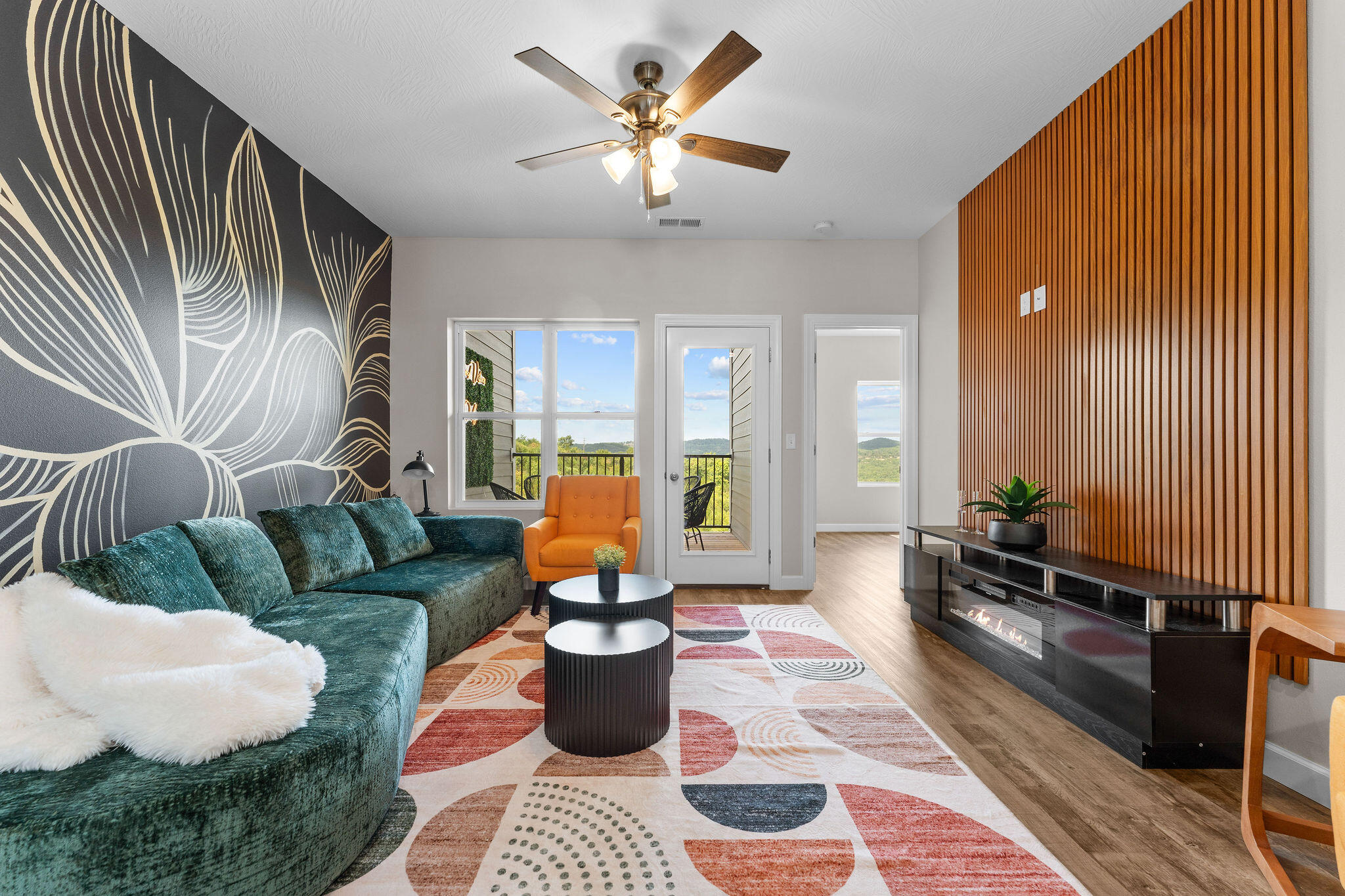 3009 N Vineyards Terrace Unit: 1