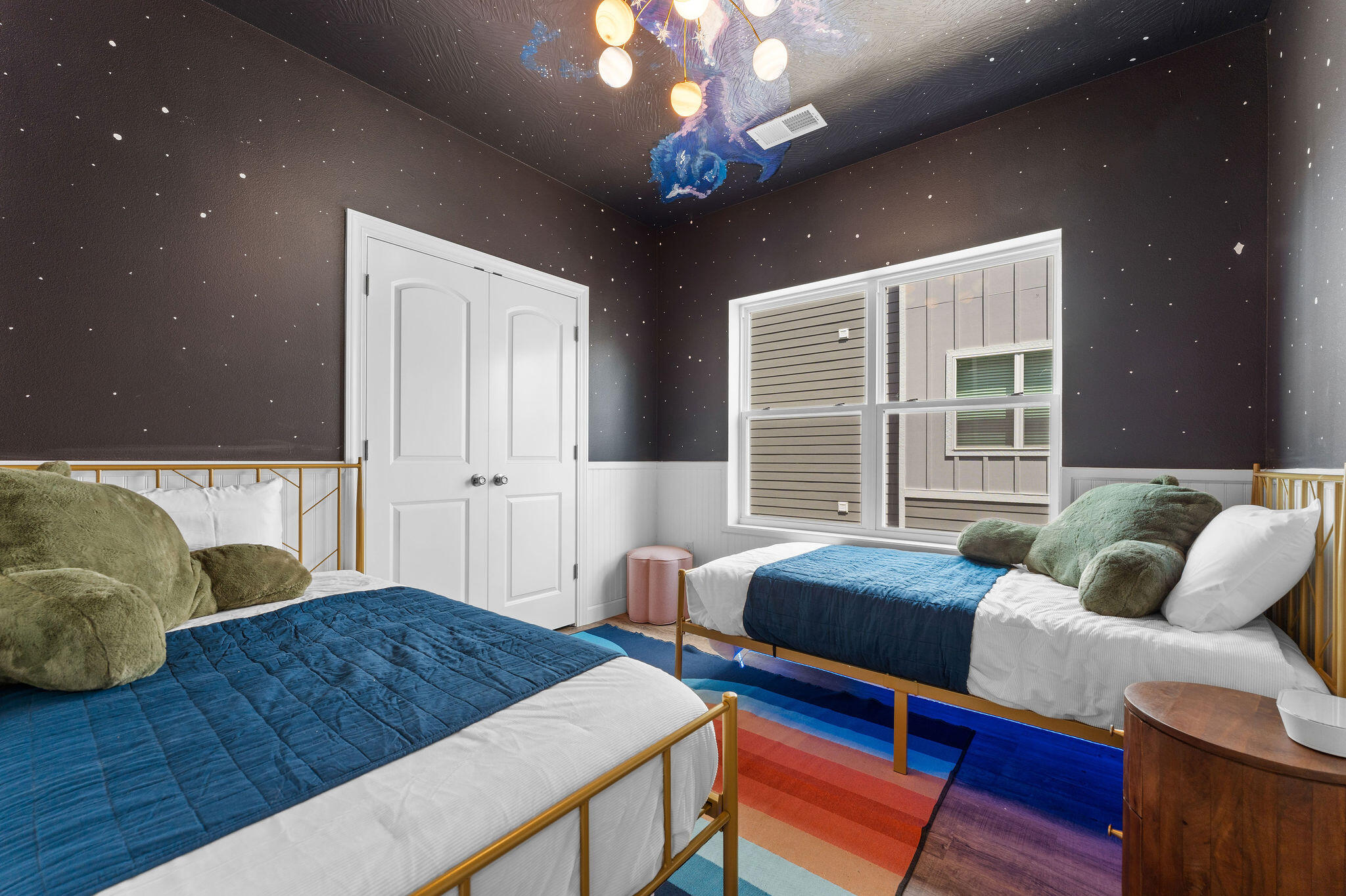 3009 N Vineyards Terrace Unit: 1