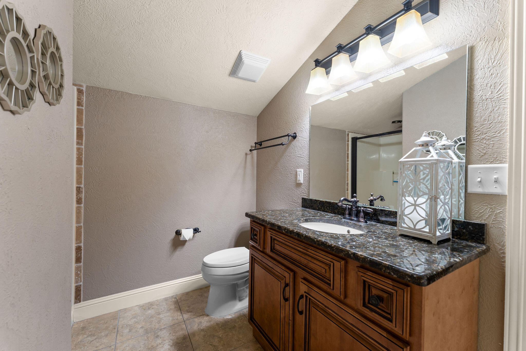 53 Royal Vista Drive Unit: 212