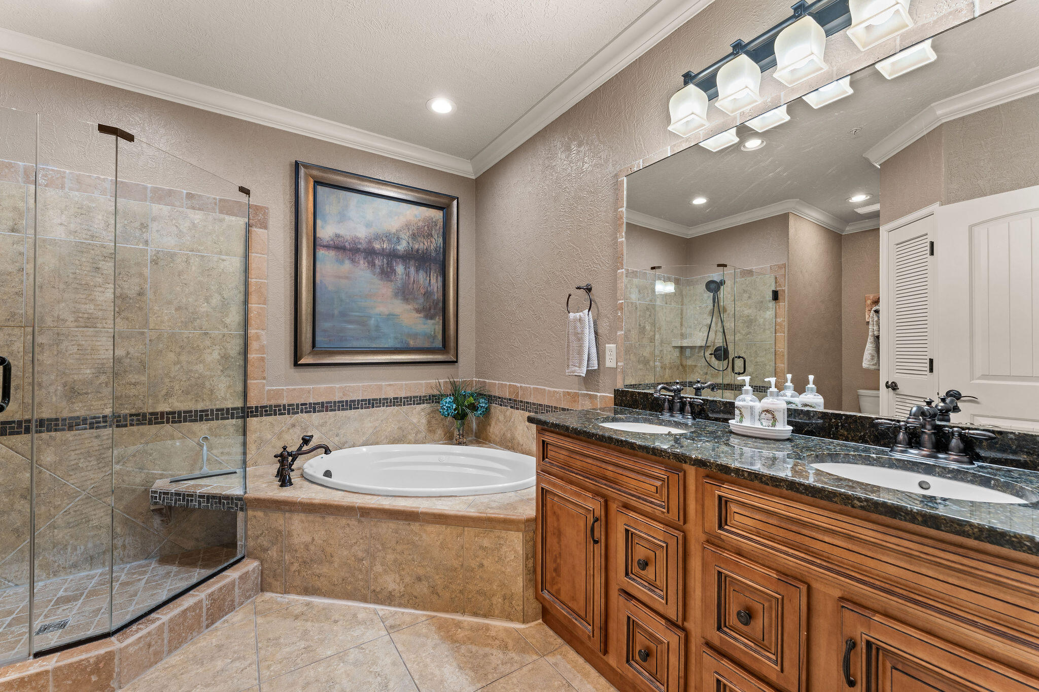 53 Royal Vista Drive Unit: 212