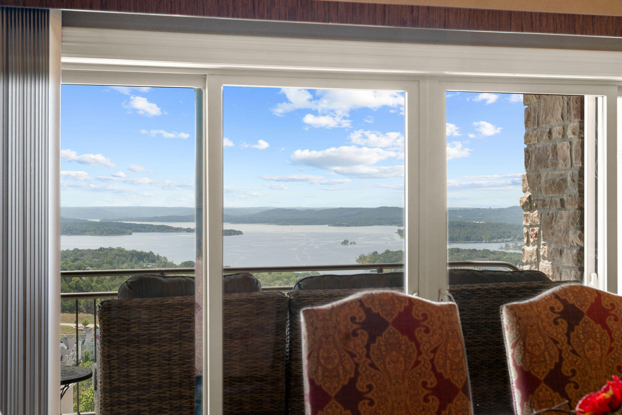 53 Royal Vista Drive Unit: 212