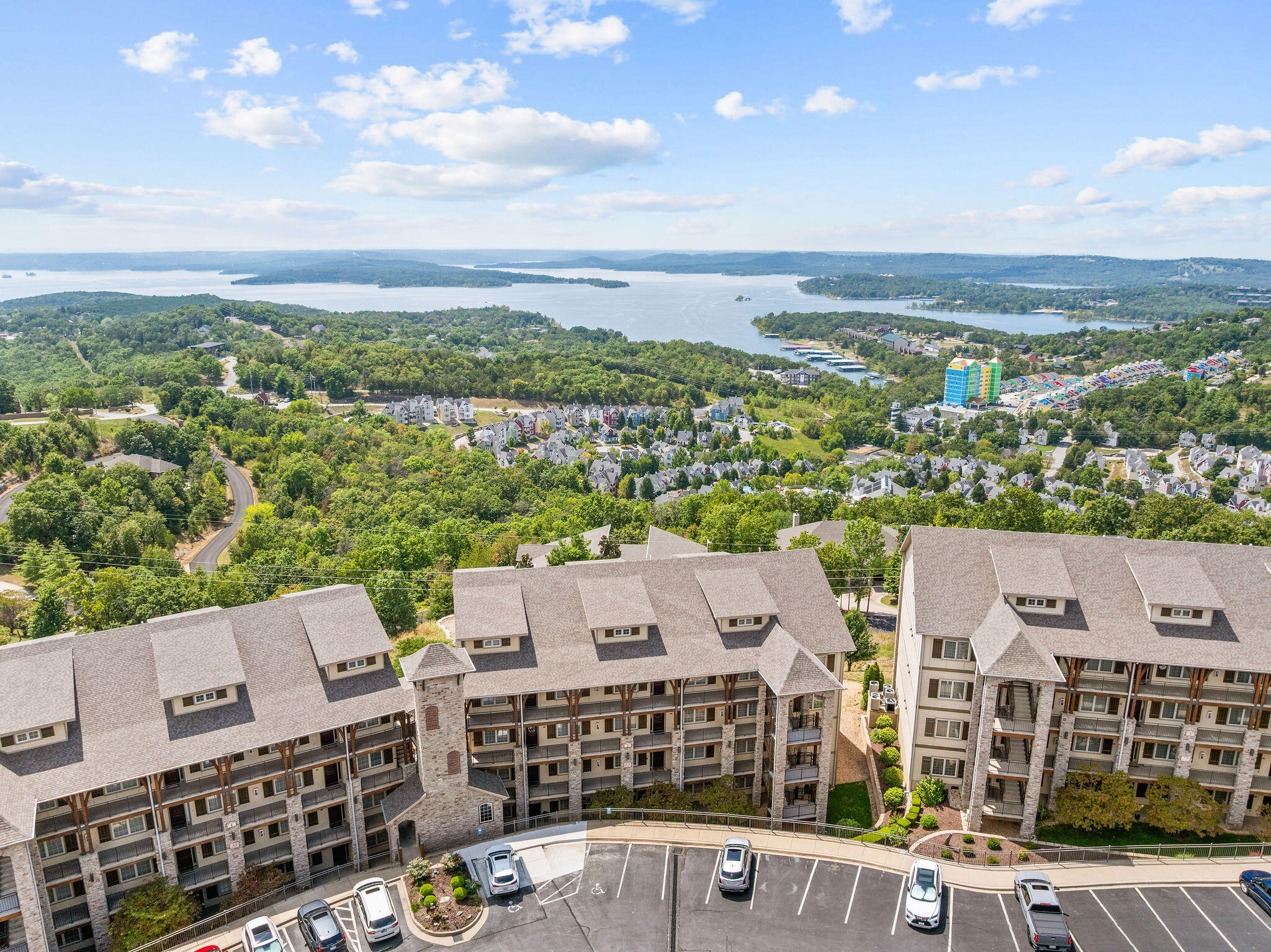 53 Royal Vista Drive Unit: 212