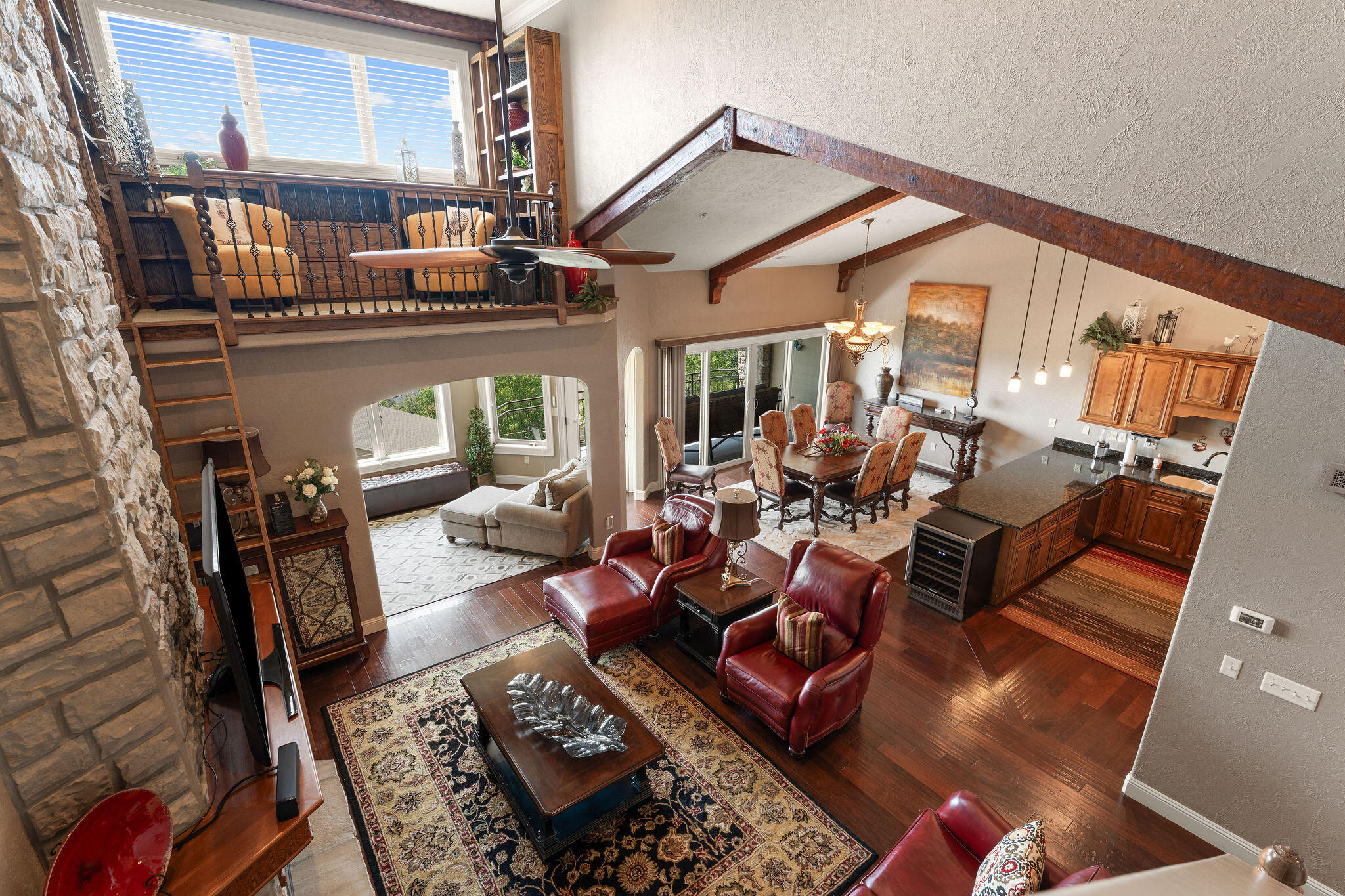 53 Royal Vista Drive Unit: 212