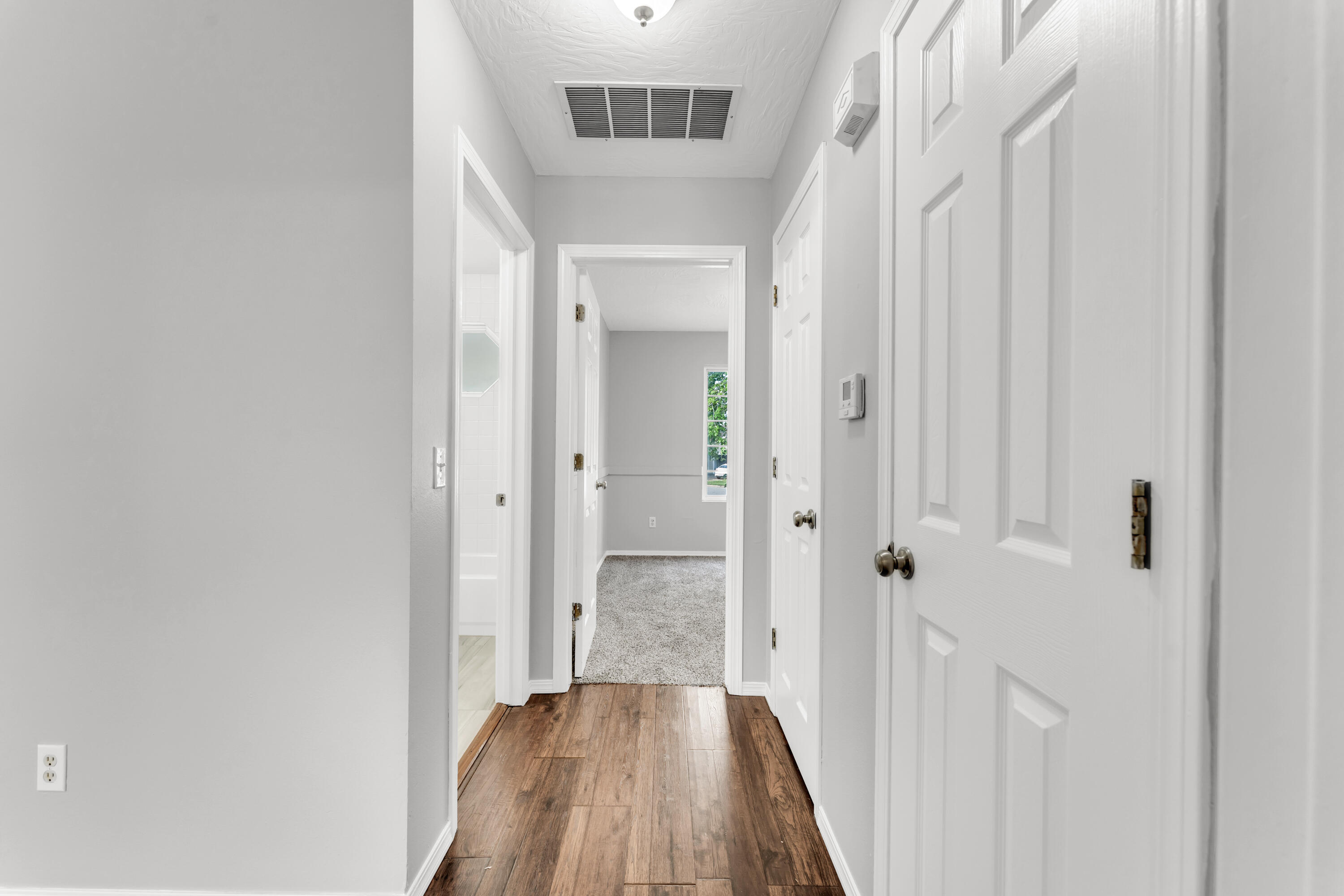 850 W Hickory Nut Court