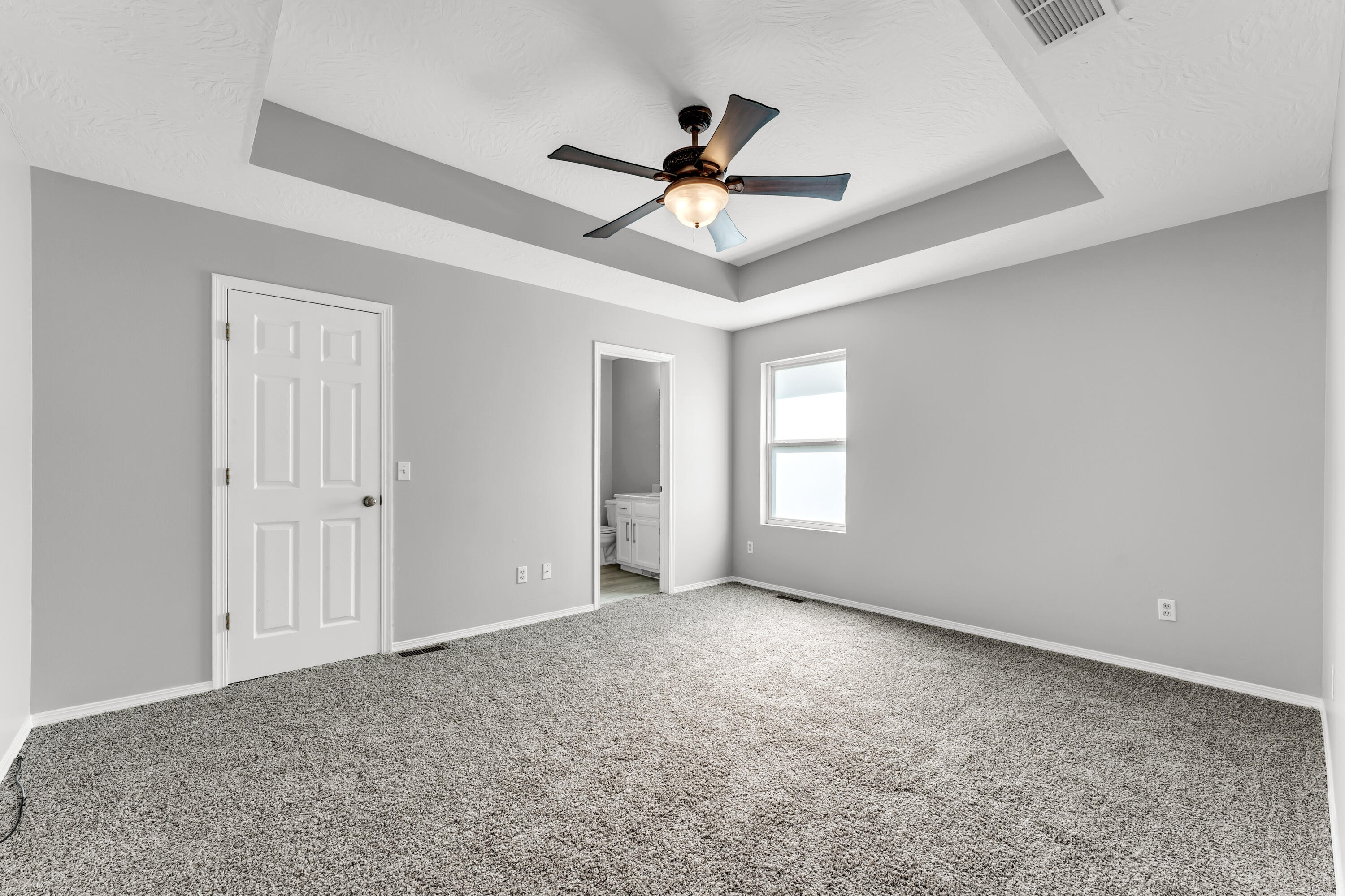 850 W Hickory Nut Court