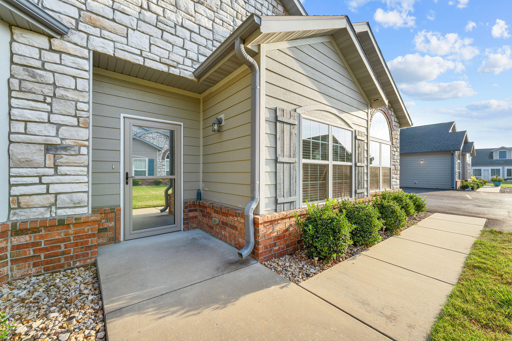 149 Rue De Villas Circle