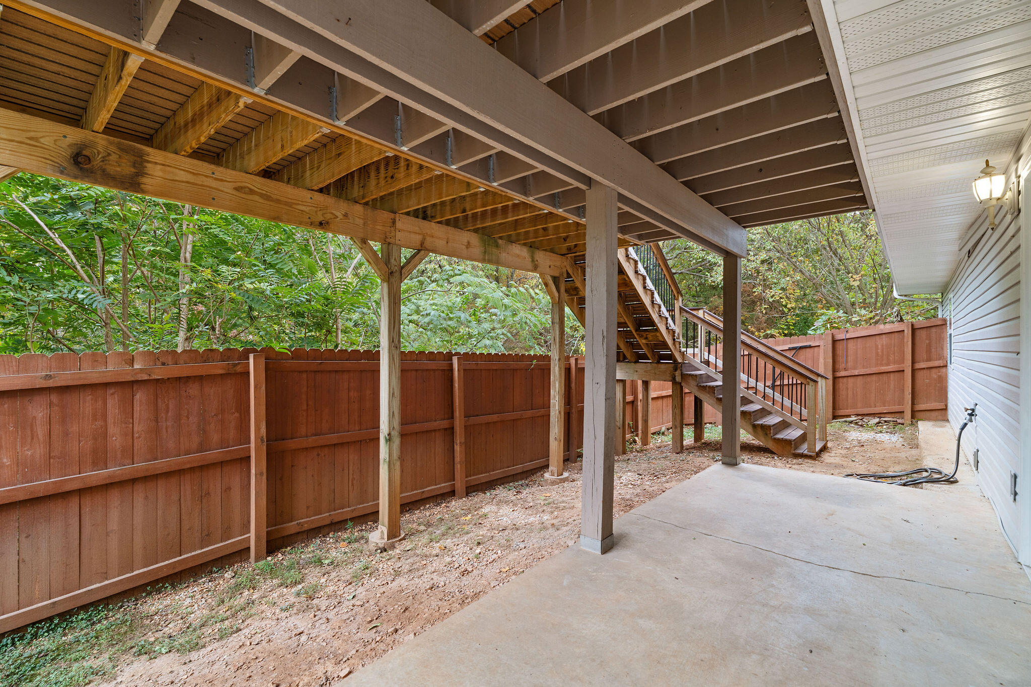 180 Ashford Drive