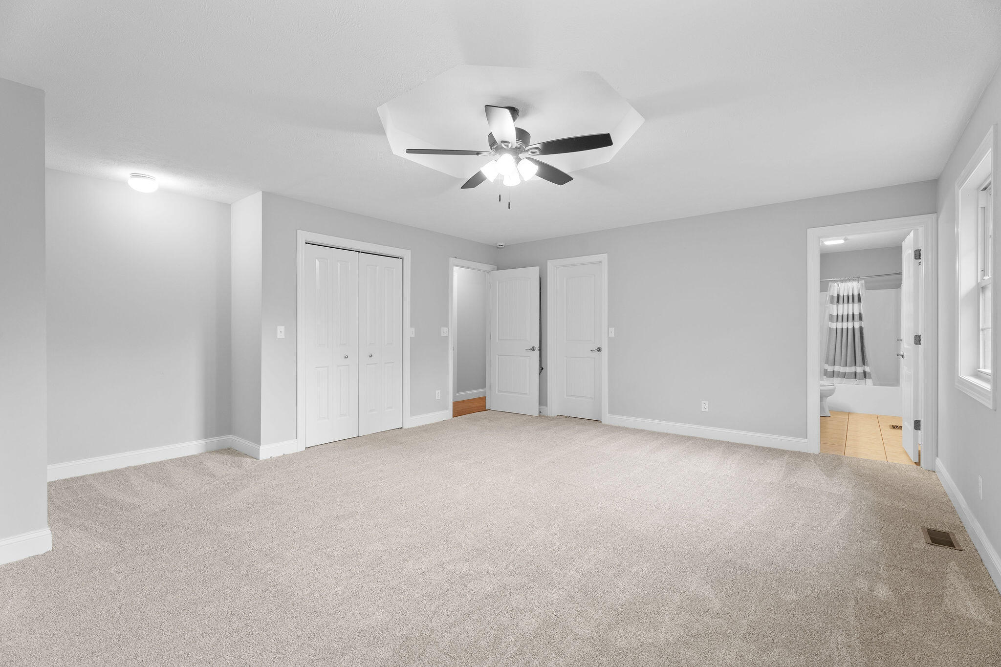 180 Ashford Drive