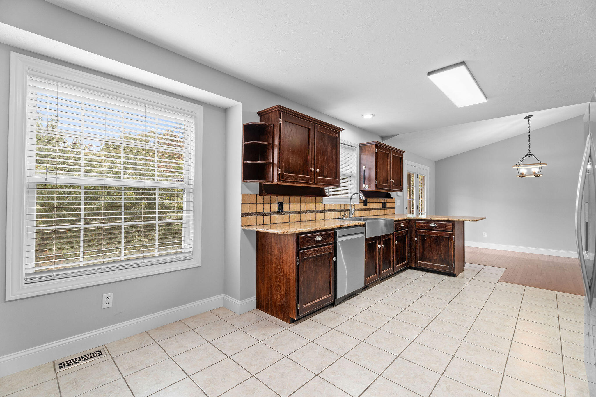 180 Ashford Drive
