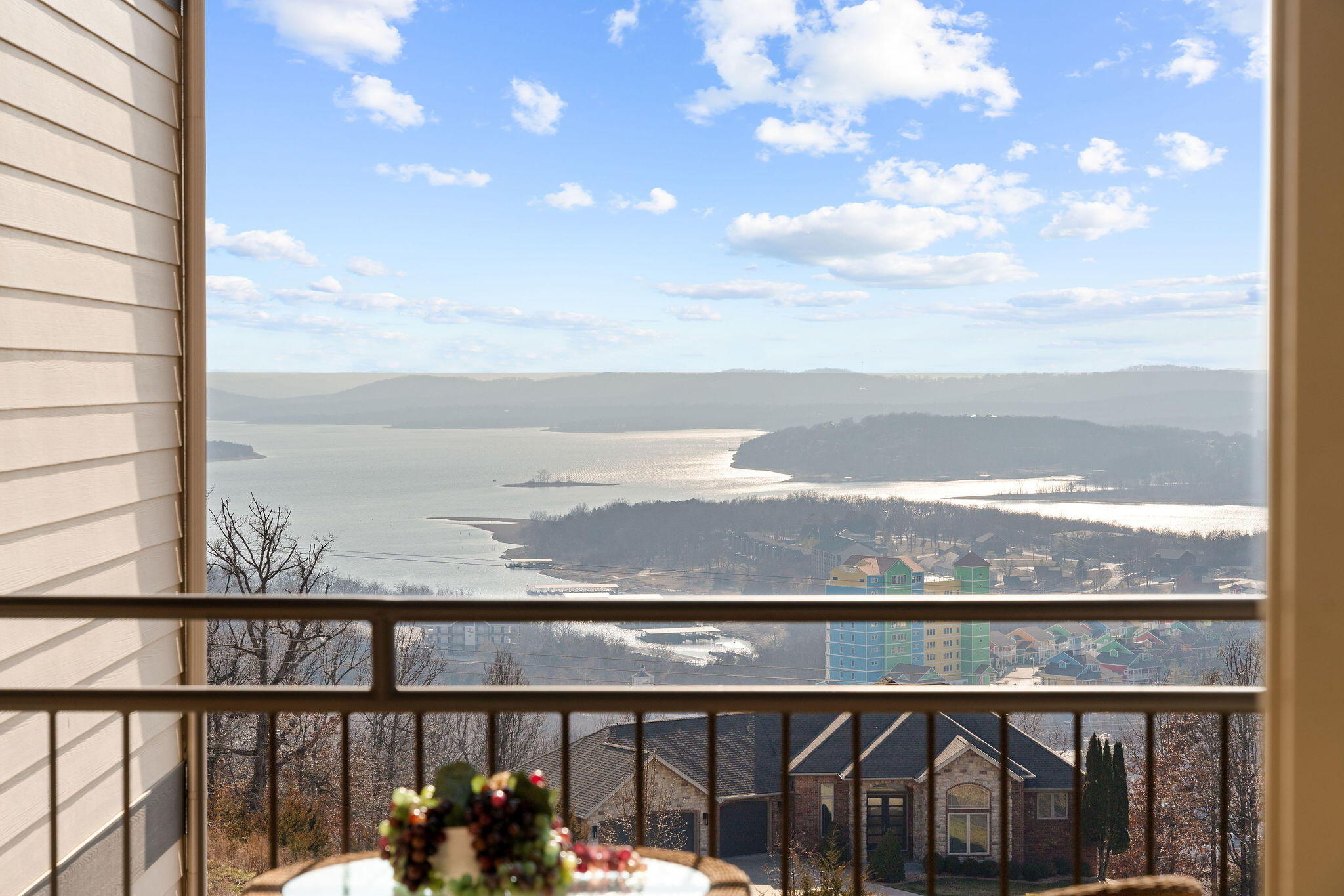 130 Royal Vista Drive Unit: 605