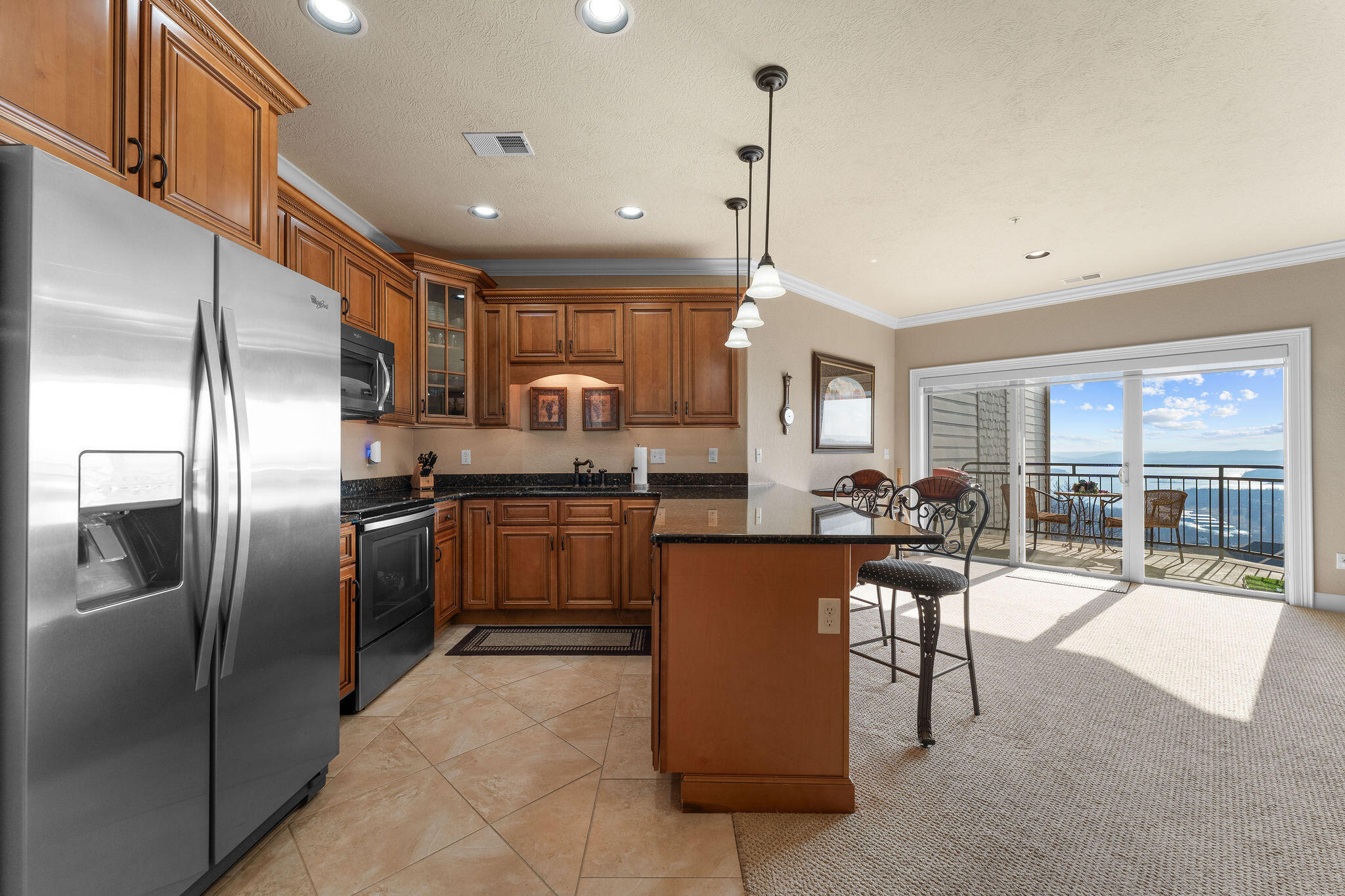 130 Royal Vista Drive Unit: 605